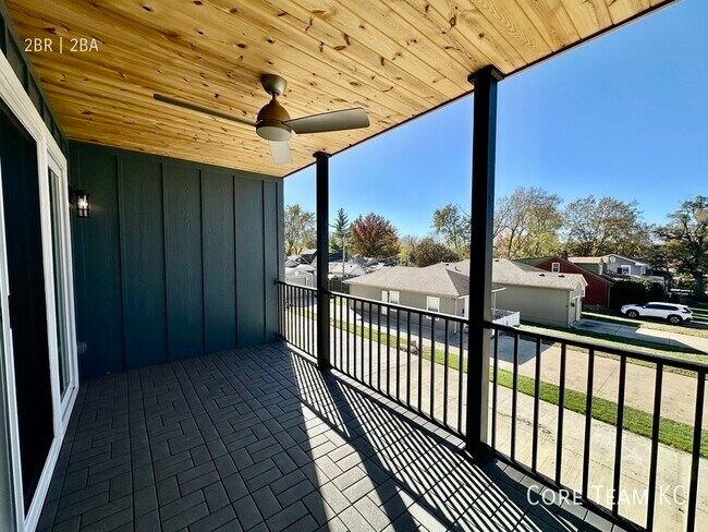 Photo - 7708 Main St