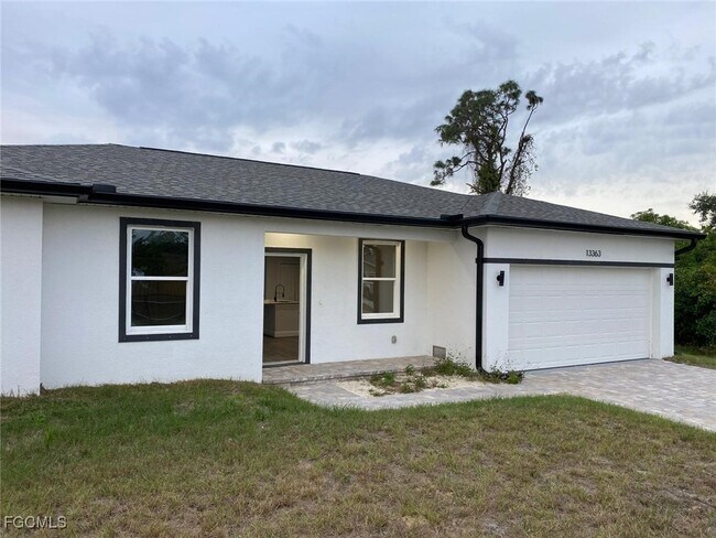 Photo - 13363 Drysdale Ave