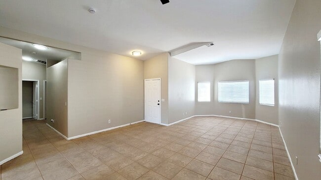 Photo - 319 Mulberry Glen Dr