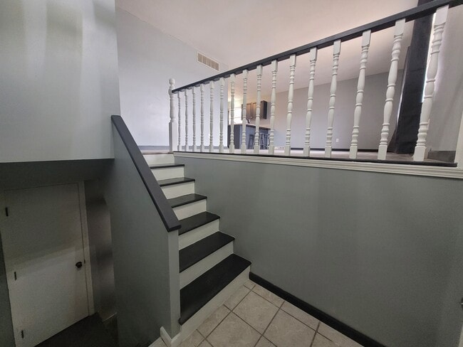 NO 006 - 2207 Weathered Rock Rd Unidad A