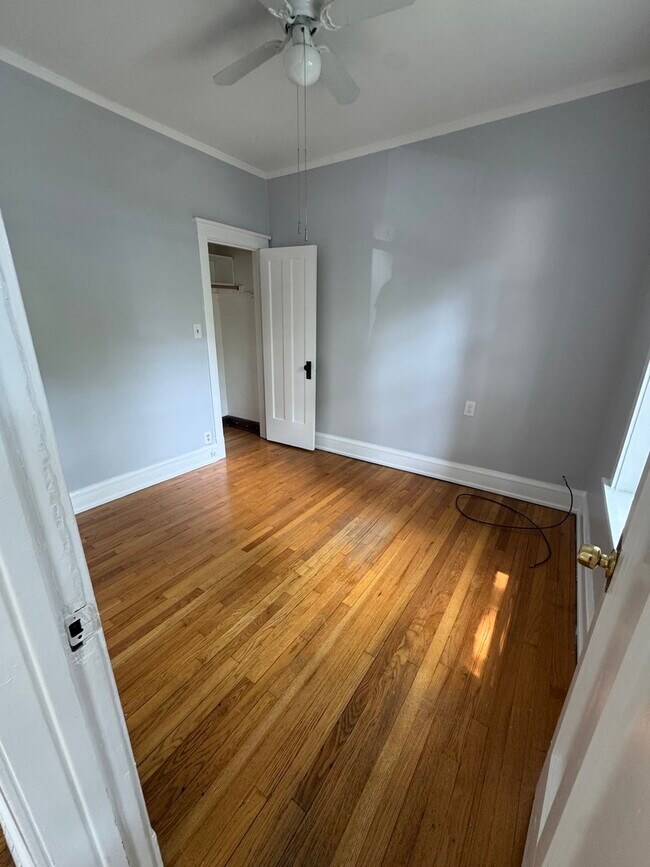 Photo - 3008 W Cullom Ave