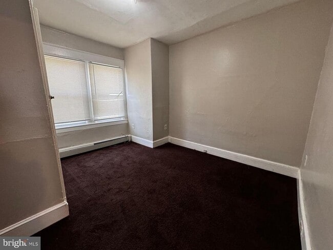 Photo - 140 E 21st St