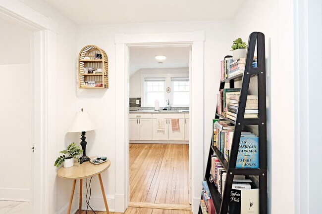 Photo - Nicely Updated Fry's Spring Apartment With Utilities Included Unit Fontaine Ave 2309 #4