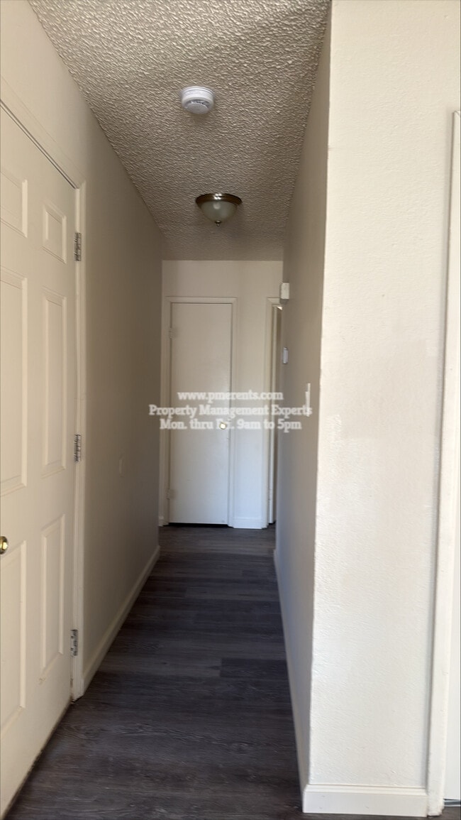 Photo - 3016 Snowberry Ln