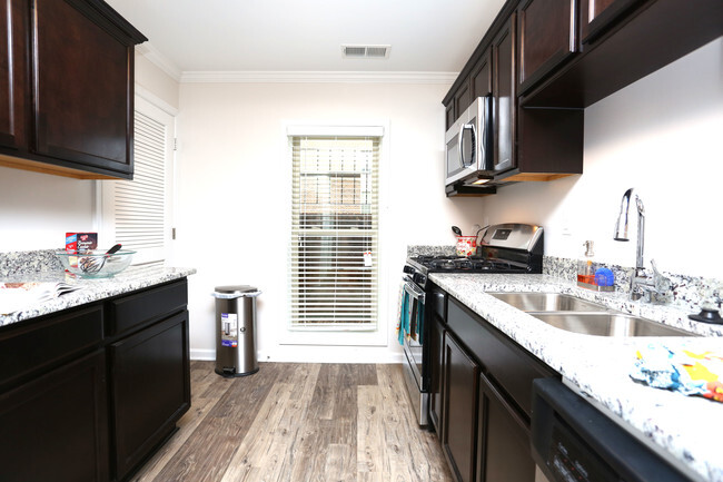 Cabin Creek Apartments