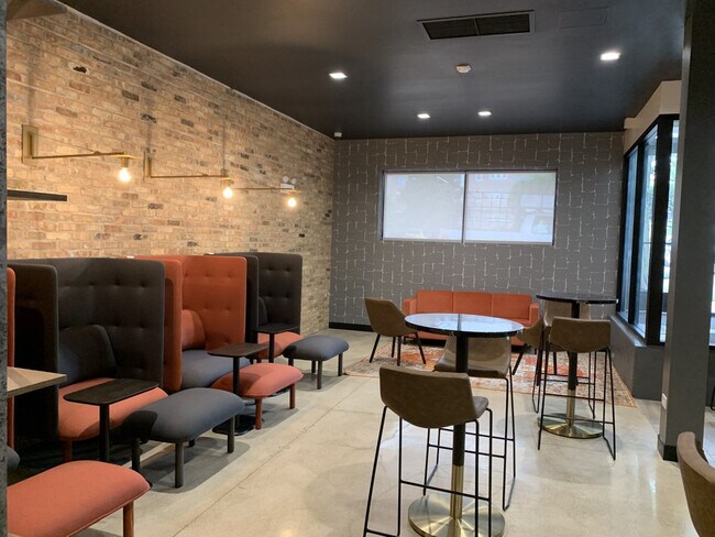 The Maynard at 5115 N Sheridan