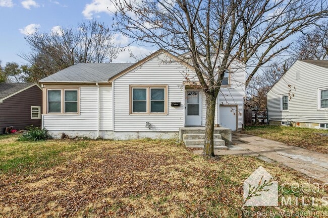 Building Photo - Affordable and Updated 5 Bedroom Home for Rent