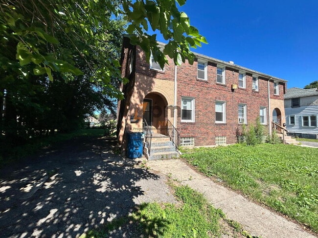 Building Photo - 6138-6138 Ray Ave Unit 6138 Ray Ave