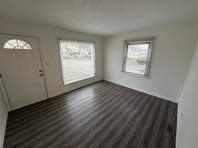 Photo - 22705 Sharrow Ave