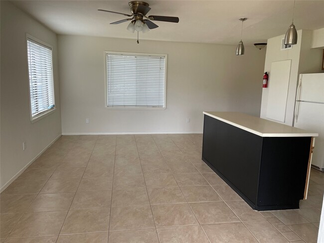 Photo - 6107 Snug Harbor Blvd Unit EFF