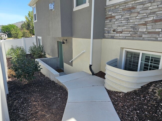 Photo - 13067 Twisted Oak Dr