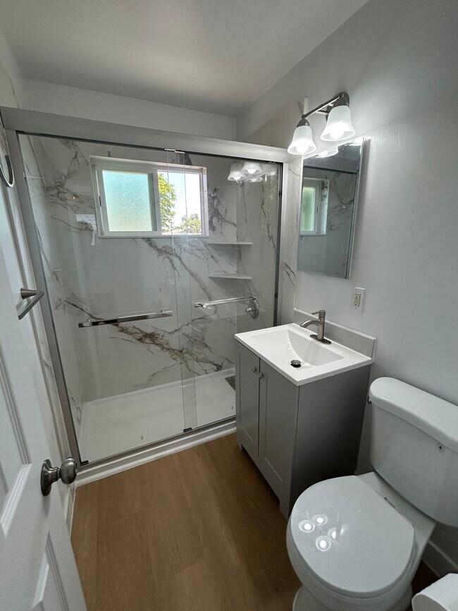 Photo - 574 W Hedding St Unidad 2