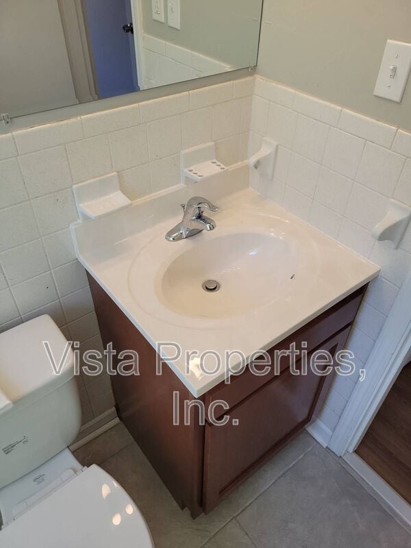 Photo - 4808 Saddlebrook Ln Unidad Apt 4