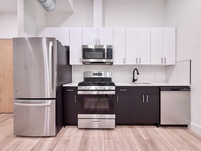 Photo - 375 Monmouth St Unit 204