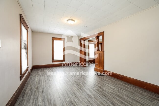 Photo - 2074 16th St SW