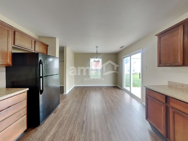 Photo - 467 Sedgewick Dr