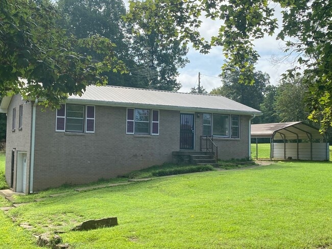 3 Acres in Sango! All Brick House with Unf... - 3 Acres in Sango! All Brick House with Unf...