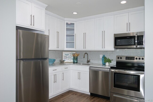 Photo - 255 E Main St Unidad 51