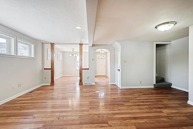 136 West St
