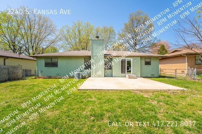 Photo - 2240 S Kansas Ave