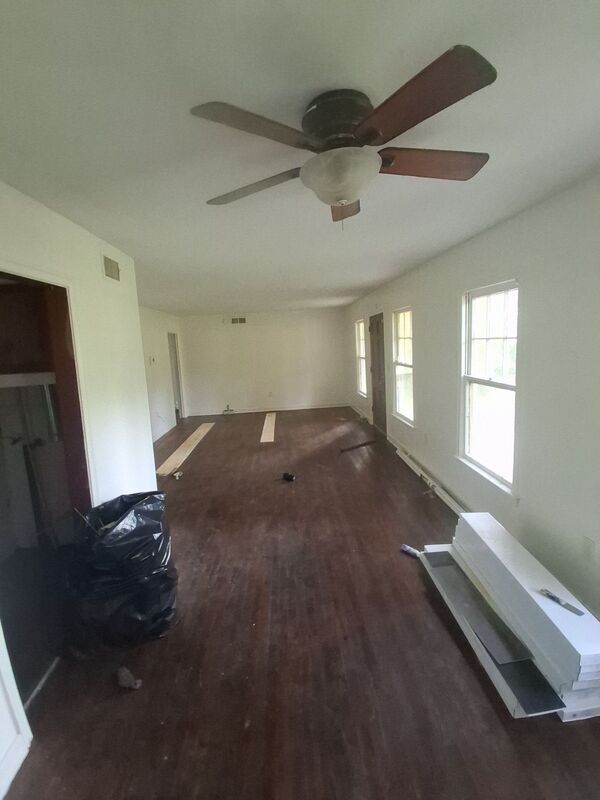 Photo - 350 Dona Ave