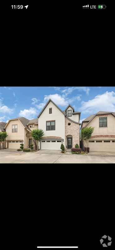 Building Photo - 1531 Woodbend Park W Rental