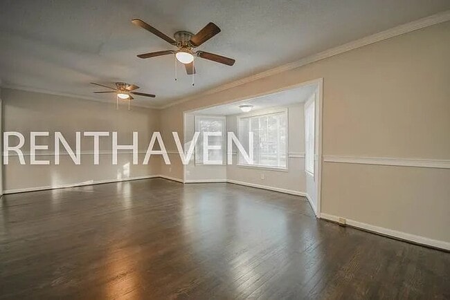 Photo - 2119 Porter Dr