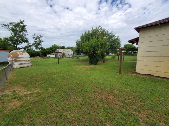 Photo - "Charming Cresson Retreat: Cozy 2-Bed Home...