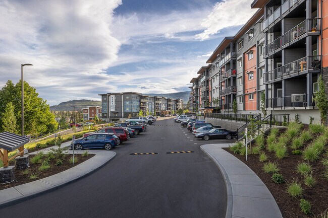 Building Photo - Carrington View Apartments