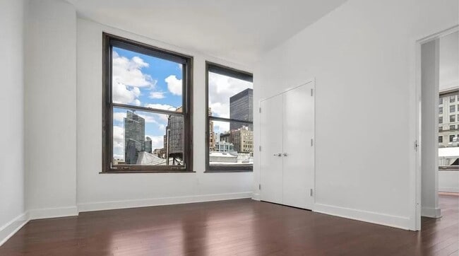 Photo - 1182 Broadway