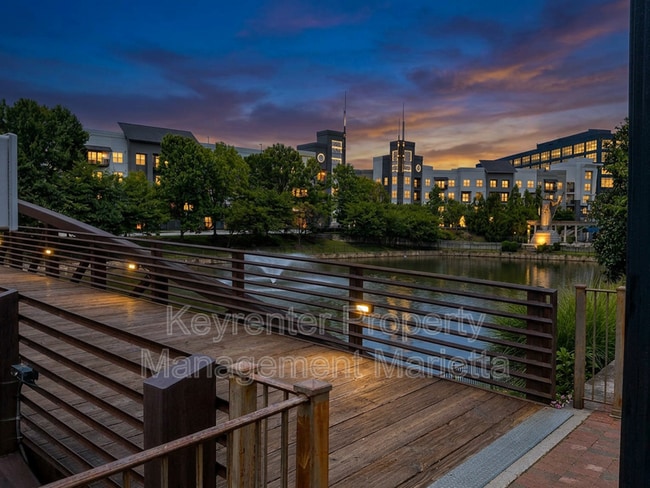 Photo - 390 17th St NW