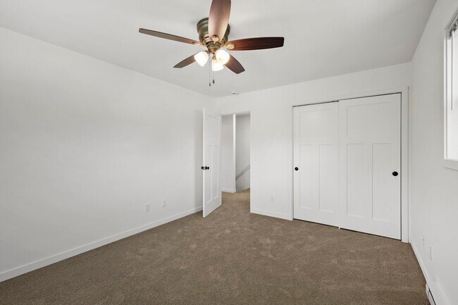 424 E Union St, Lone Rock, WI 53556