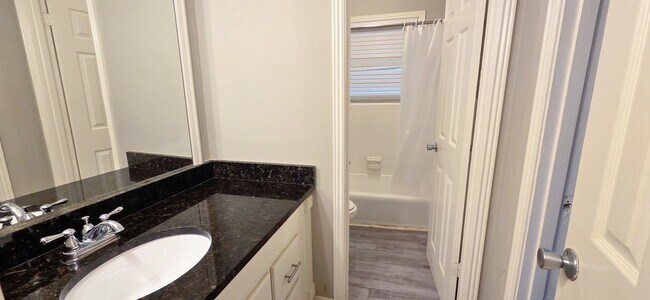 Photo - 21 Delmont Dr NE Unidad 1