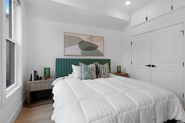 Photo - 234 Webster Ave Unit SI ID1470328P