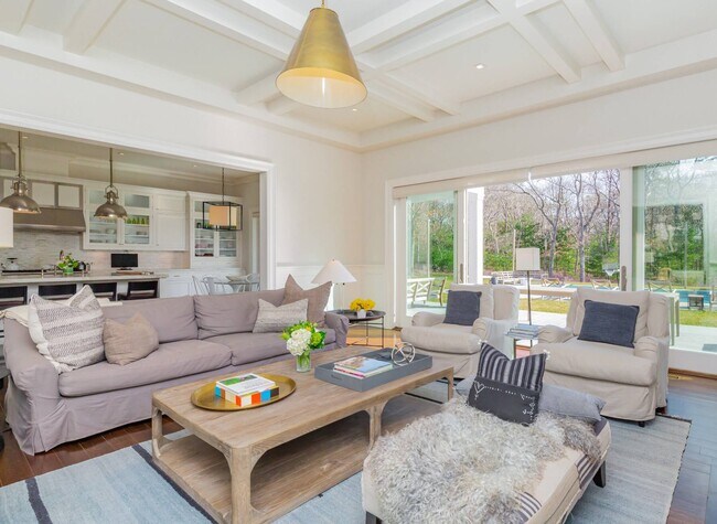 Photo - 8 Peach Farm Ln