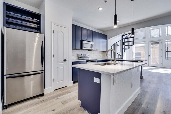 Photo - 2505 San Gabriel St Unidad 600