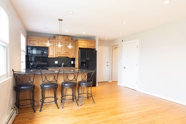 Photo - 300 Wilson Rd