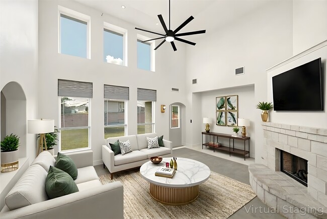 Building Photo - 2923 Golden Honey Ln