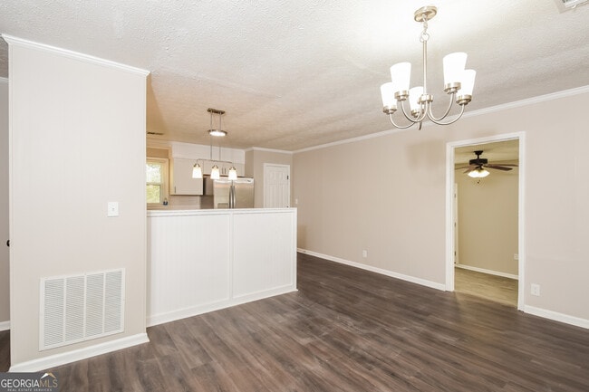 Photo - 19 Sioux Rd NE