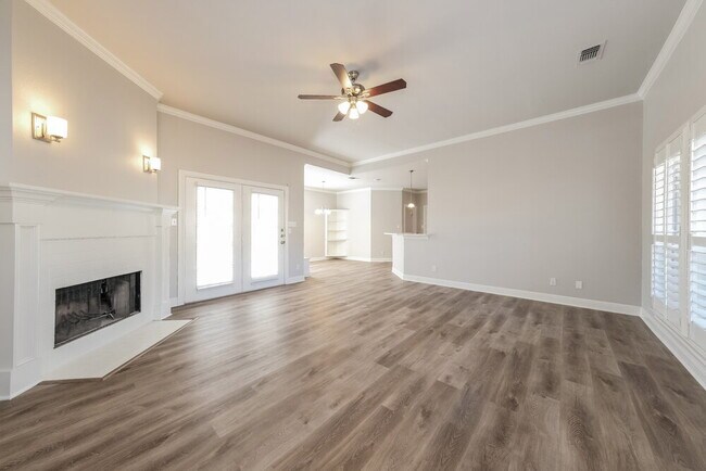 Photo - 17 Creek Side Dr