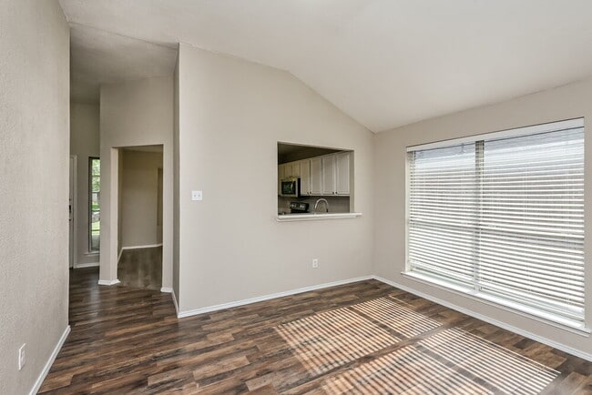 Photo - 10217 Cypress Hills Dr