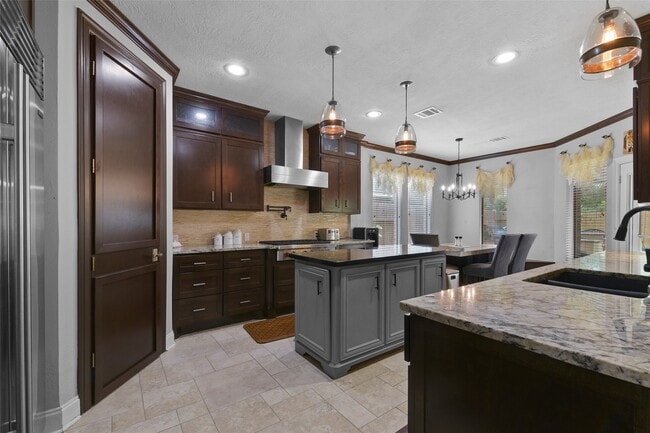 Building Photo - 21131 Beech Landing Ln