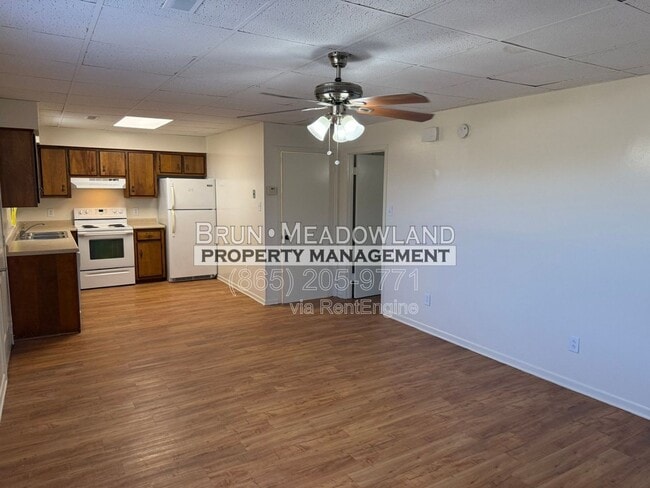 Photo - 1805 Meadowland Ln Unit E