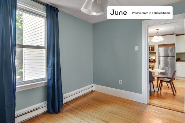 Photo - Room in Shared 4 bed/1 bath home Unidad A