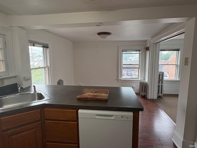 Photo - 511 W Wayne St
