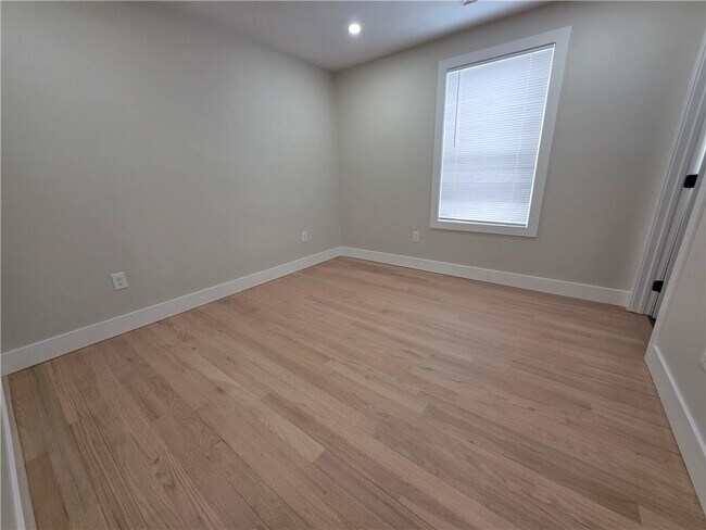 Photo - 29 Dunford St Unit 2