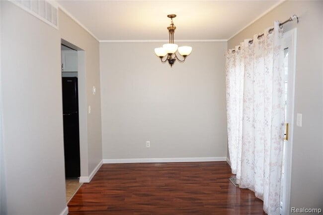 Photo - 33647 Bayview Dr