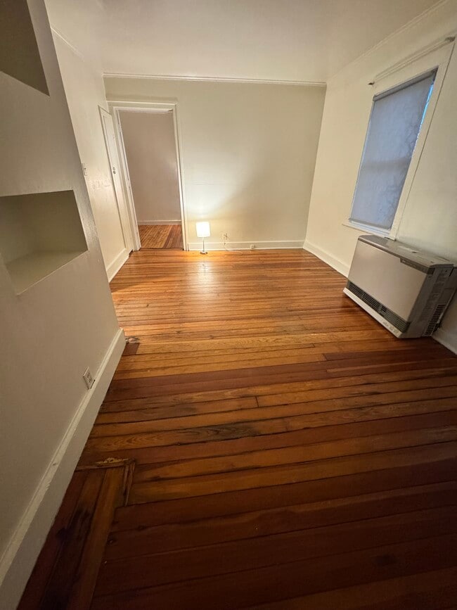 Photo - 114 N Ferry St Unit Rear