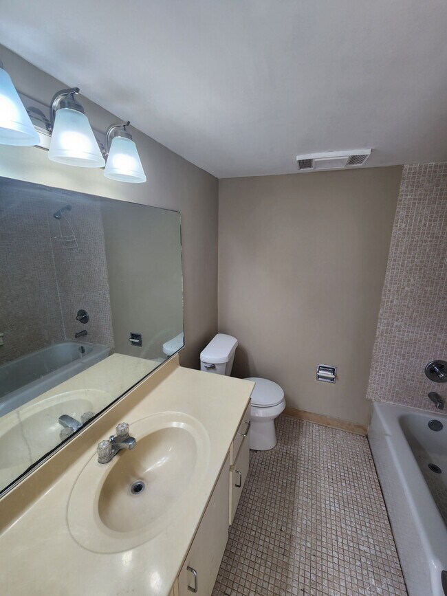 Photo - special offer!!!  *free month Unidad 4314