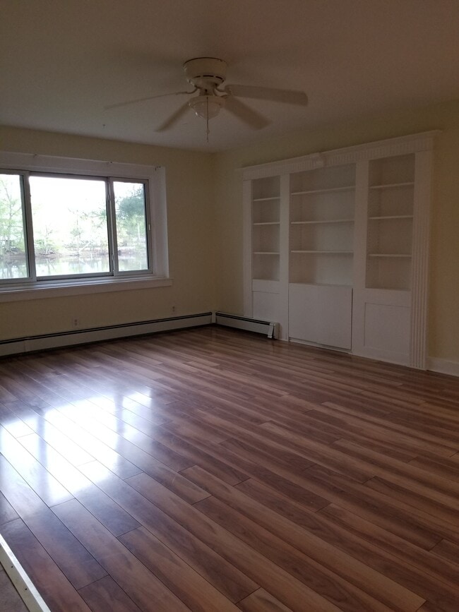 Photo - 30 Hobson Ave